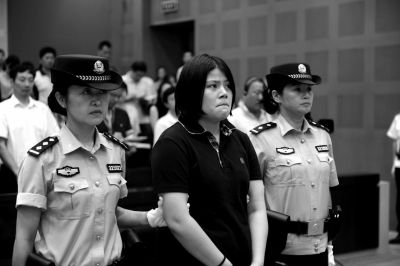 侮母殺人案最新進展，追蹤報道揭秘案情