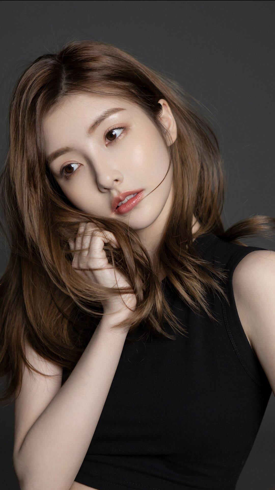 聯(lián)盟美圖秀最新一期，時代印記與潮流盛宴的炫酷呈現(xiàn)