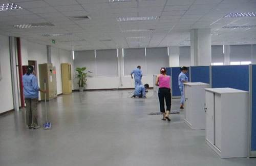 最新辦公室保潔員工作深度解析，多維度探討職責(zé)與角色