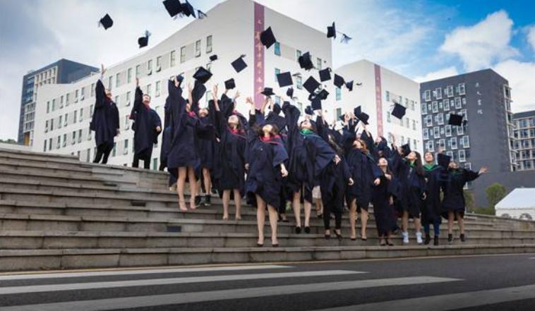 開州人才網(wǎng)最新招聘信息揭秘，小巷特色小店的隱藏魅力與招聘信息概覽