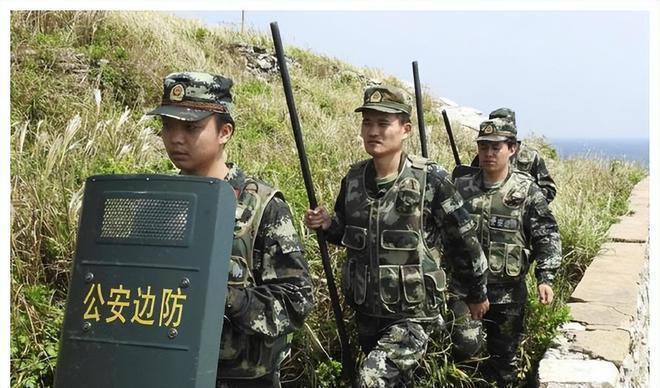 六月武警改革最新動態(tài)，科技重塑力量，前沿革新體驗生活