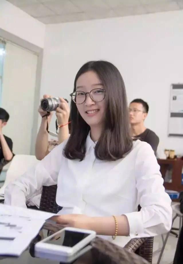 失蹤女孩章穎穎最新消息揭秘，神秘小巷中的小店關(guān)聯(lián)揭秘？