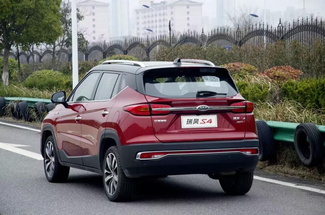 探索小巷深處的獨(dú)特風(fēng)情，遇見最新版2.02下載的特色小店