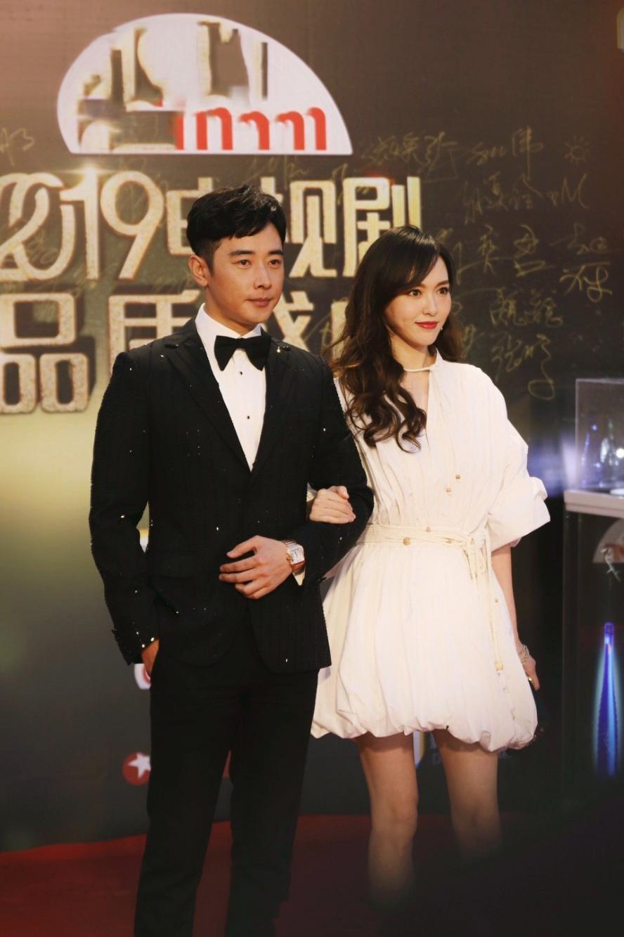 羅晉唐嫣最新動態(tài)揭秘，科技新品讓生活因愛而精彩！