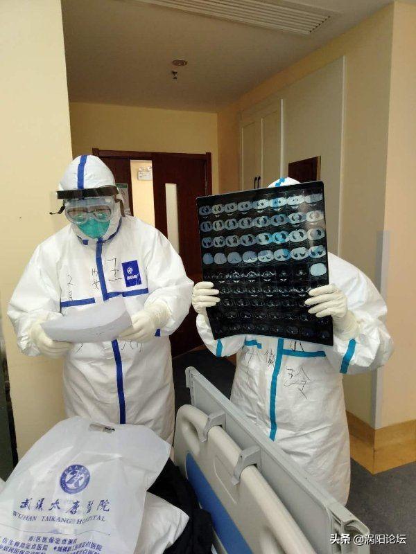 渦陽四中女孩引領科技新潮，最新消息與高科技產(chǎn)品探秘