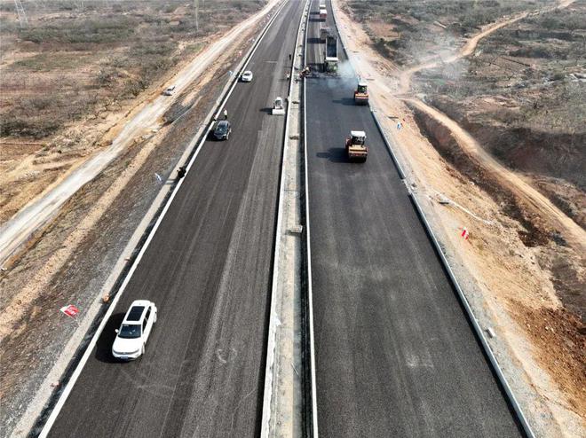 臨大高速公路最新動態(tài)更新，最新消息匯集