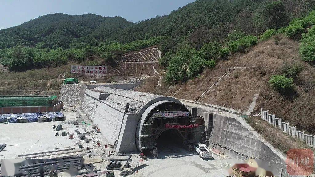 成昆復(fù)線建設(shè)進(jìn)展順利，助推區(qū)域經(jīng)濟(jì)發(fā)展最新消息