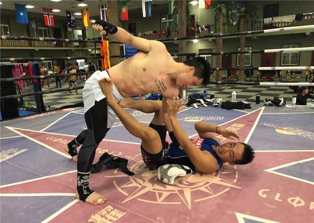 邱建良最新比賽視頻，戰(zhàn)斗技藝精湛背后的爭議焦點(diǎn)一窺