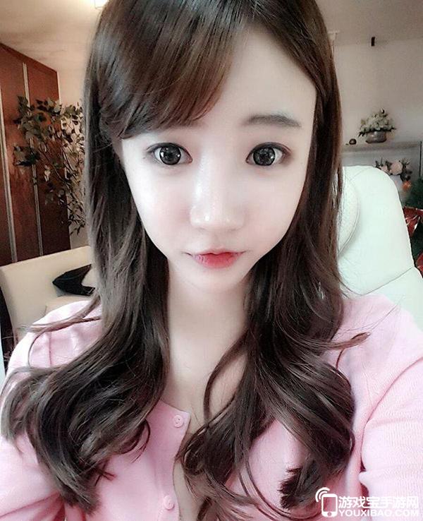 韓國女主播帶你領略科技與生活的完美融合，最新高科技產(chǎn)品介紹