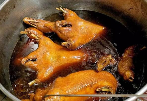 今天草果最新價格及市場走勢多元觀點探討