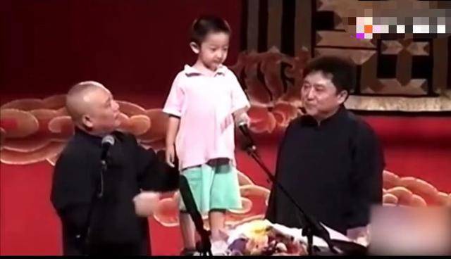 于云霆最新演出視頻精彩紛呈，不容錯(cuò)過的重磅推薦！