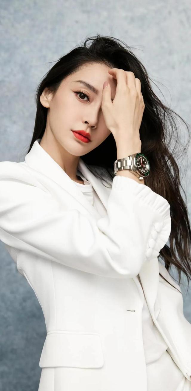 楊穎最新圖片2025，公眾視角下的審美變遷揭秘