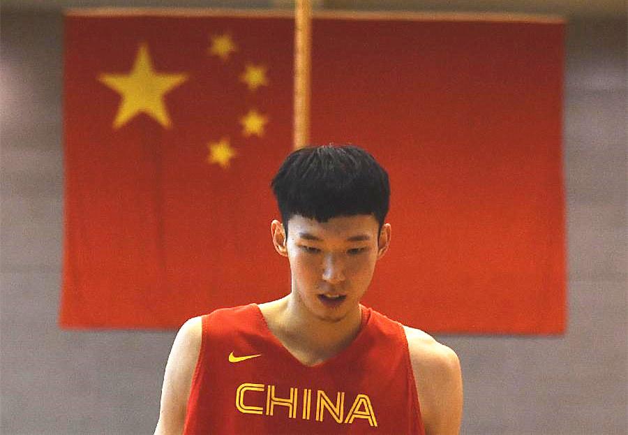 周奇最新動態(tài)，日常趣事與友情的溫馨紐帶