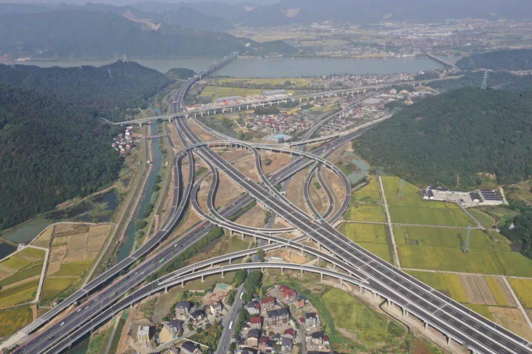 廣大復(fù)線啟程，自然美景的治愈之旅探索最新動(dòng)態(tài)