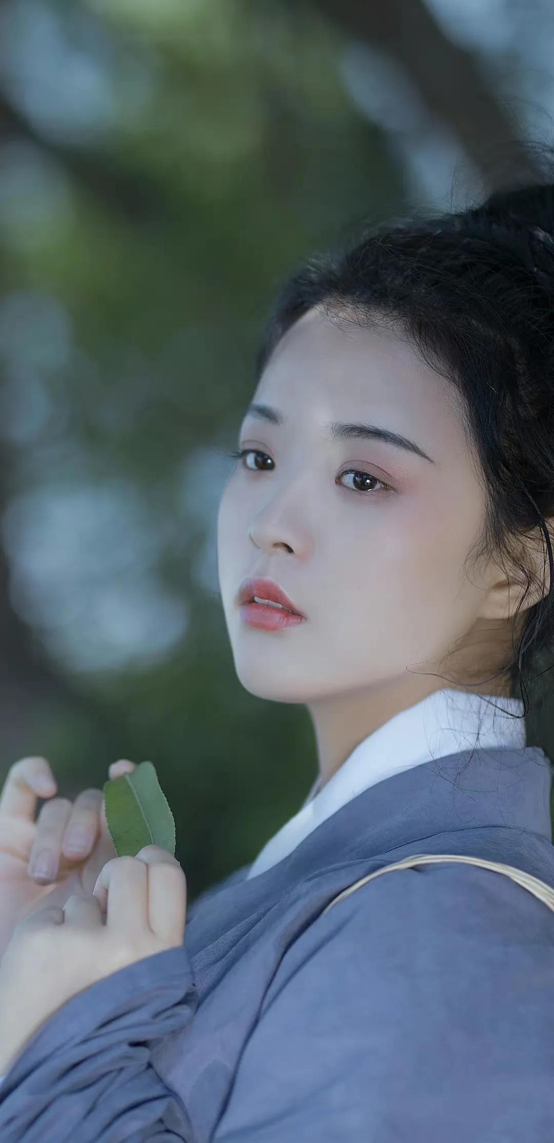 與自然美景的親密旅行，亂雨紛紛最新章節(jié)探尋內(nèi)心寧?kù)o與平和