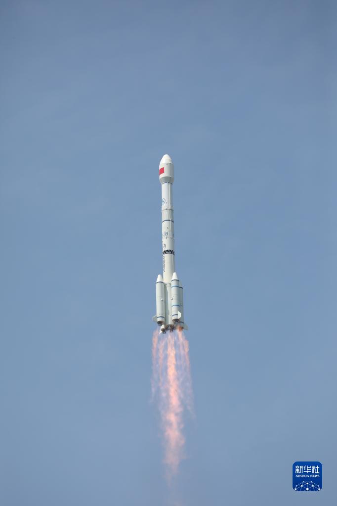 我國最新火箭發(fā)射，夢(mèng)想起航，直刺蒼穹