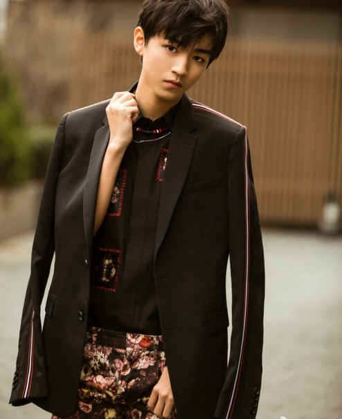 王俊凱最新頭像圖片，學習力量與自信的成就展現(xiàn)新風采