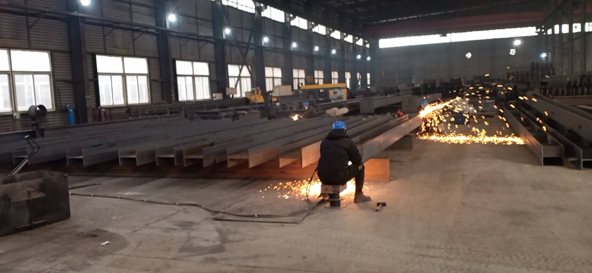 鞍山天車工最新招聘及應(yīng)聘指南，掌握天車技能，輕松應(yīng)對(duì)挑戰(zhàn)