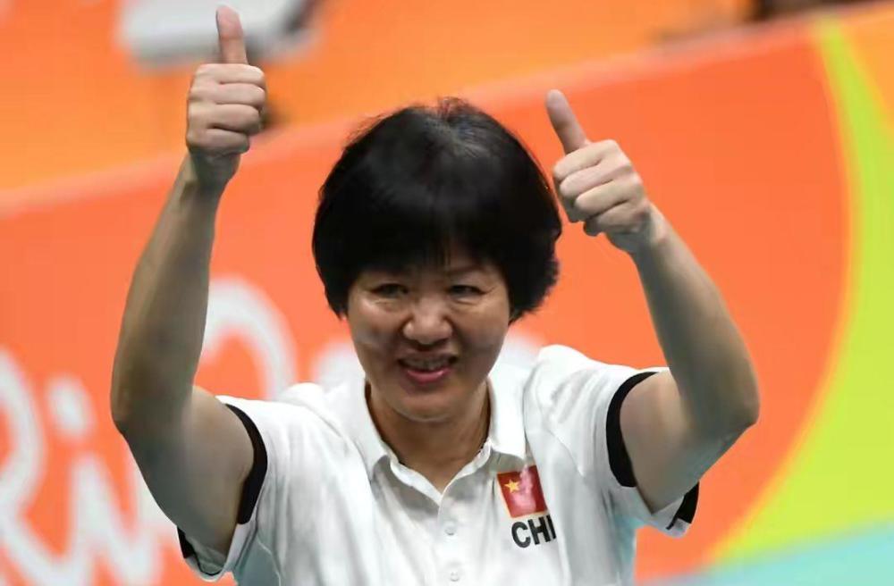 郎平續(xù)約國(guó)家隊(duì)，科技重塑排球夢(mèng)，智能革新引領(lǐng)新時(shí)代新篇章