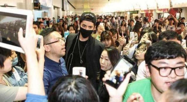 薛之謙最新接機(jī)視頻，科技與生活完美融合的高科技體驗之旅