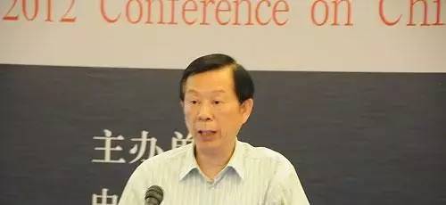 重鋼董榮華最新動態(tài)，小巷中的隱藏美食寶藏揭秘