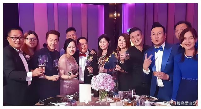 蕭少豪門妻子最新探索自然美景之旅